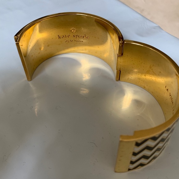 KATE SPADE La Vida Loca Chevron Bracelet - Picture 6 of 8